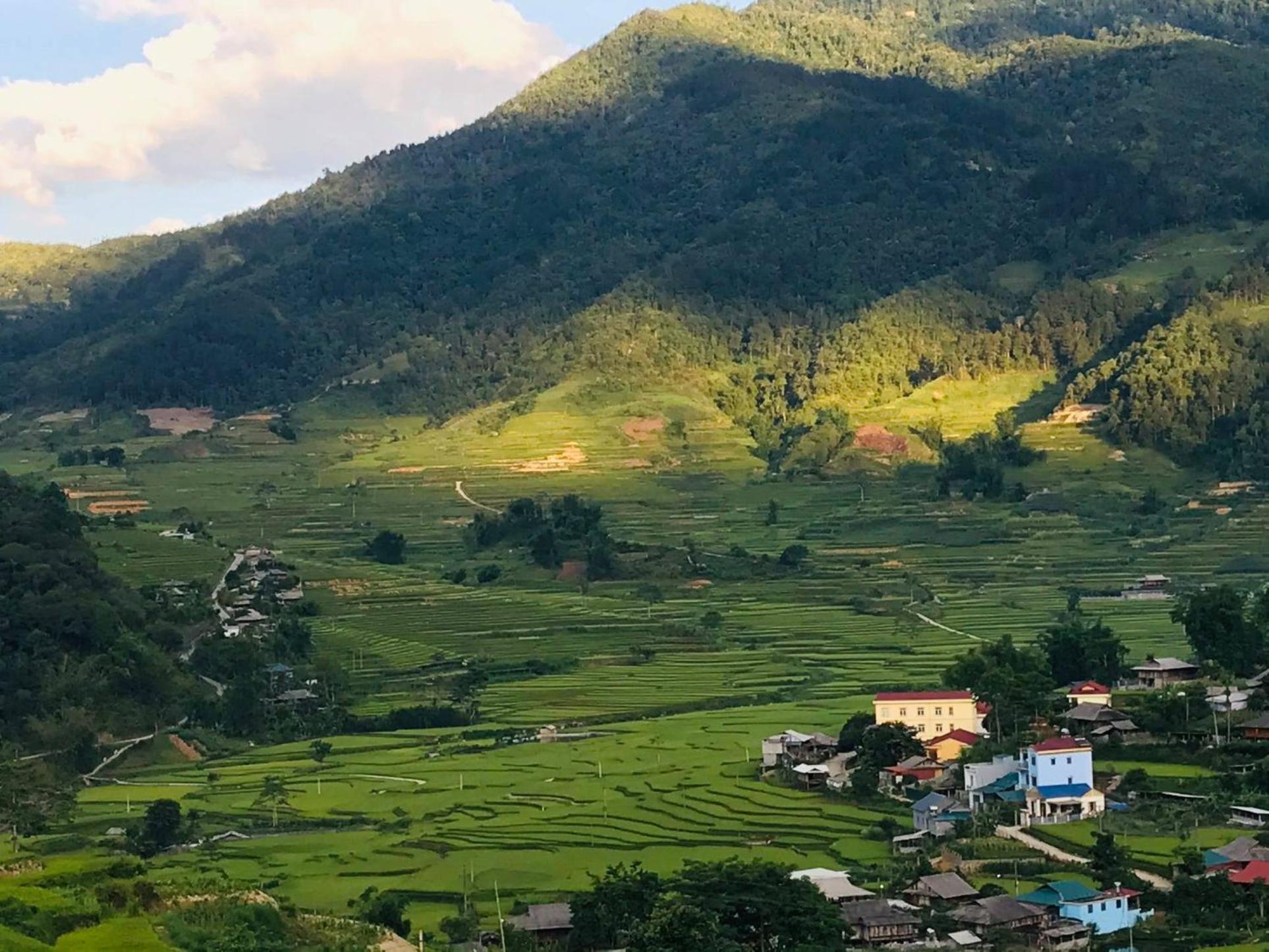 Zoni Home Tram Tau Cham Ta Lao Exterior photo